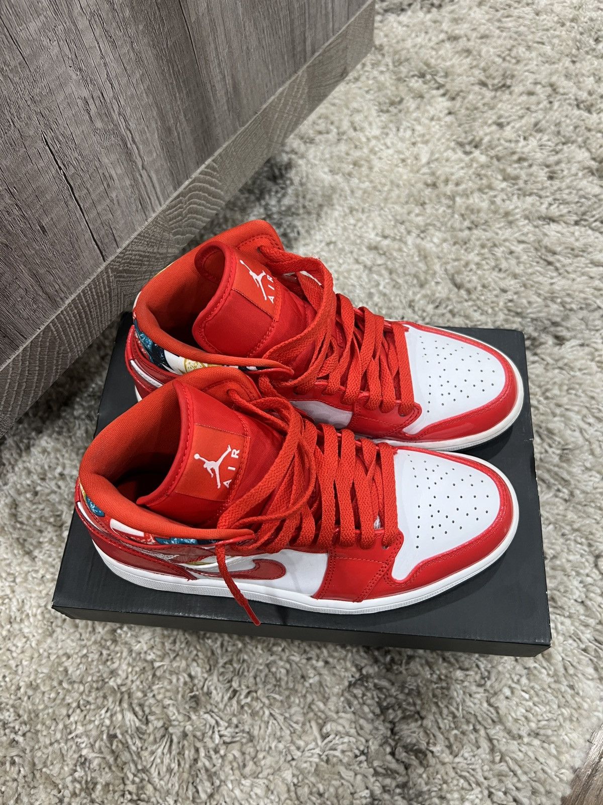 Jordan Brand Air Jordan 1 MID SE Size US 7 / IT 37 - 5 Thumbnail