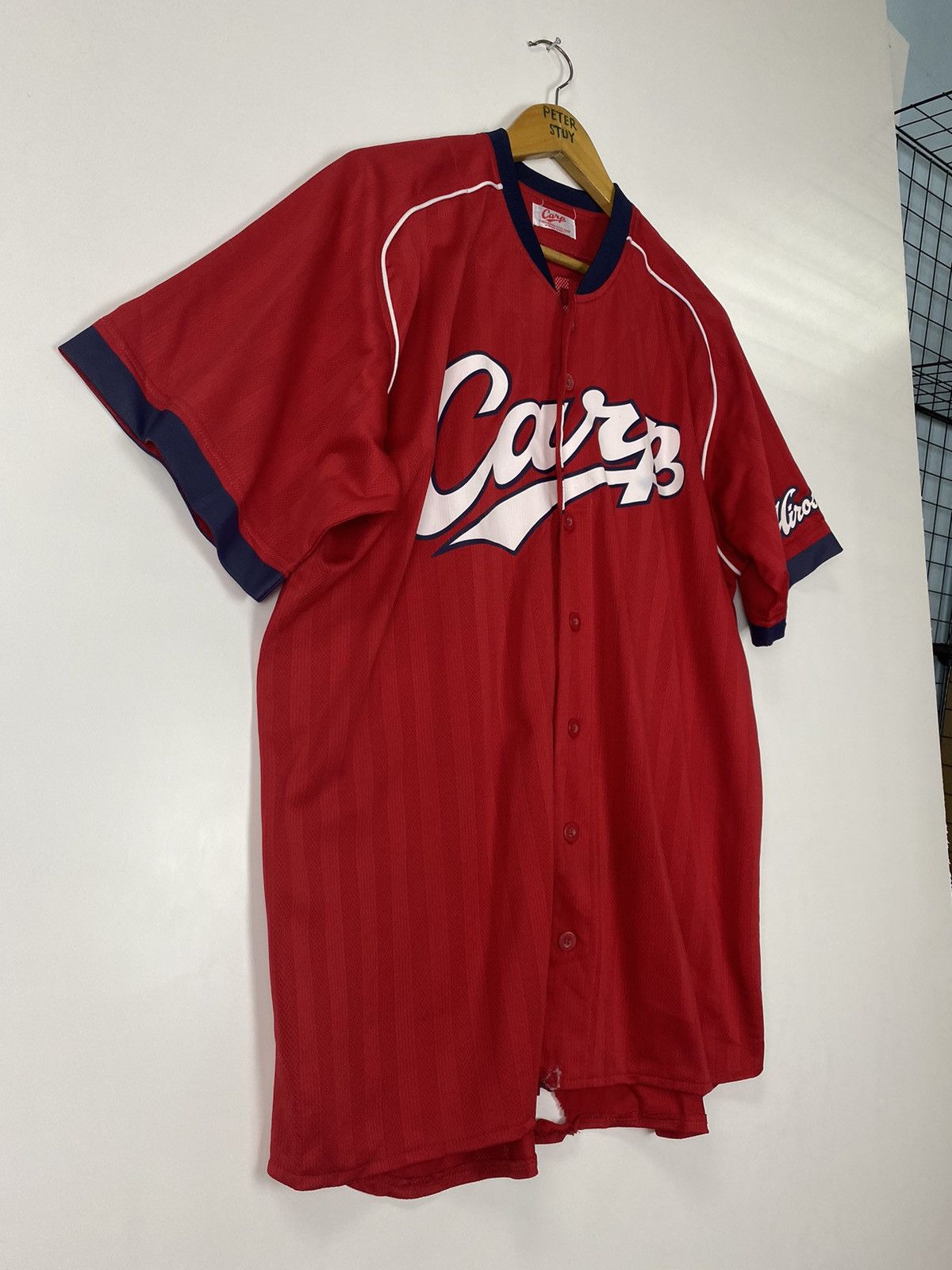 MLB × Vintage Carp Hiroshima Toyo Carp jersey Size US L / EU 52-54 / 3 - 4 Thumbnail