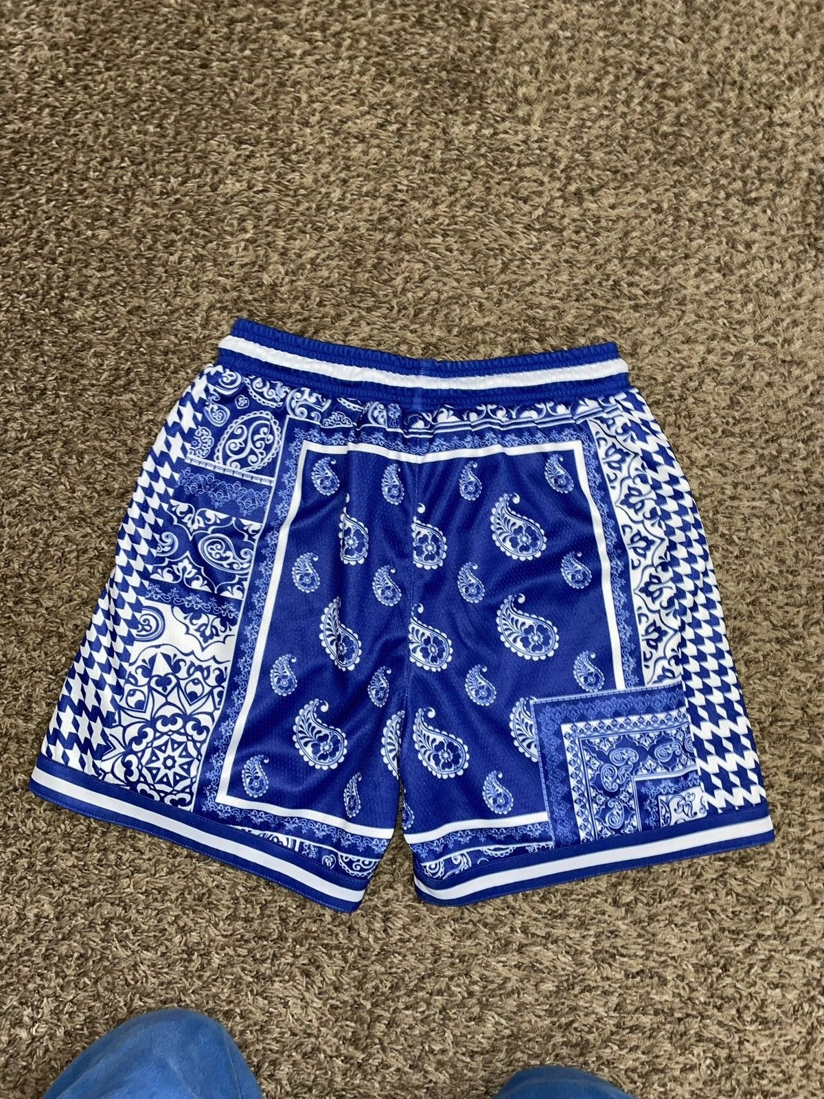 Designer Kinetic Kings Blue Paisley Mesh Shorts Size US 30 / EU 46 - 5 Thumbnail