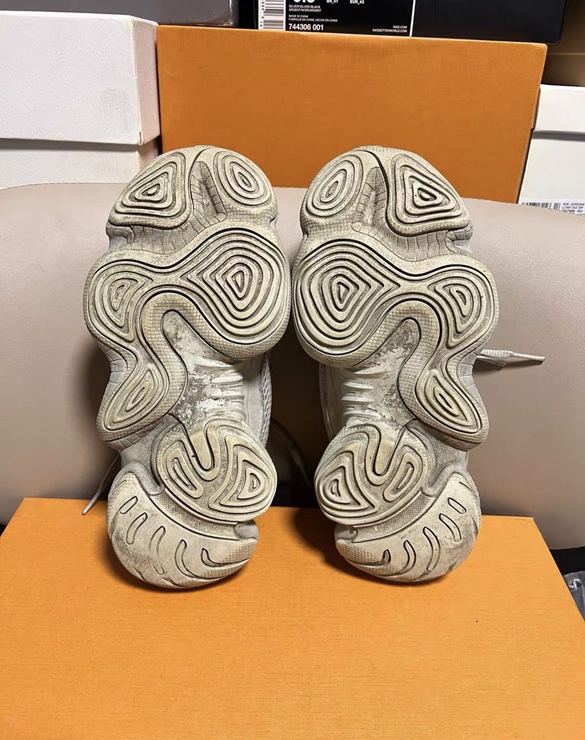 Yeezy Yeezy 500 Salt J42 Size US 4 / IT 34 - 4 Thumbnail