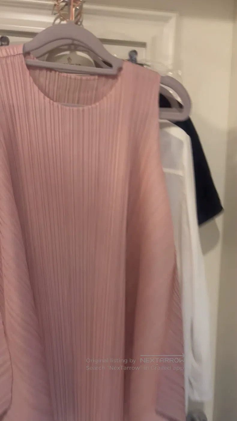Issey Miyake Issey Miyake Pink Pleated Kombu Top Size L / US 10 / IT 46 - 1 Thumbnail