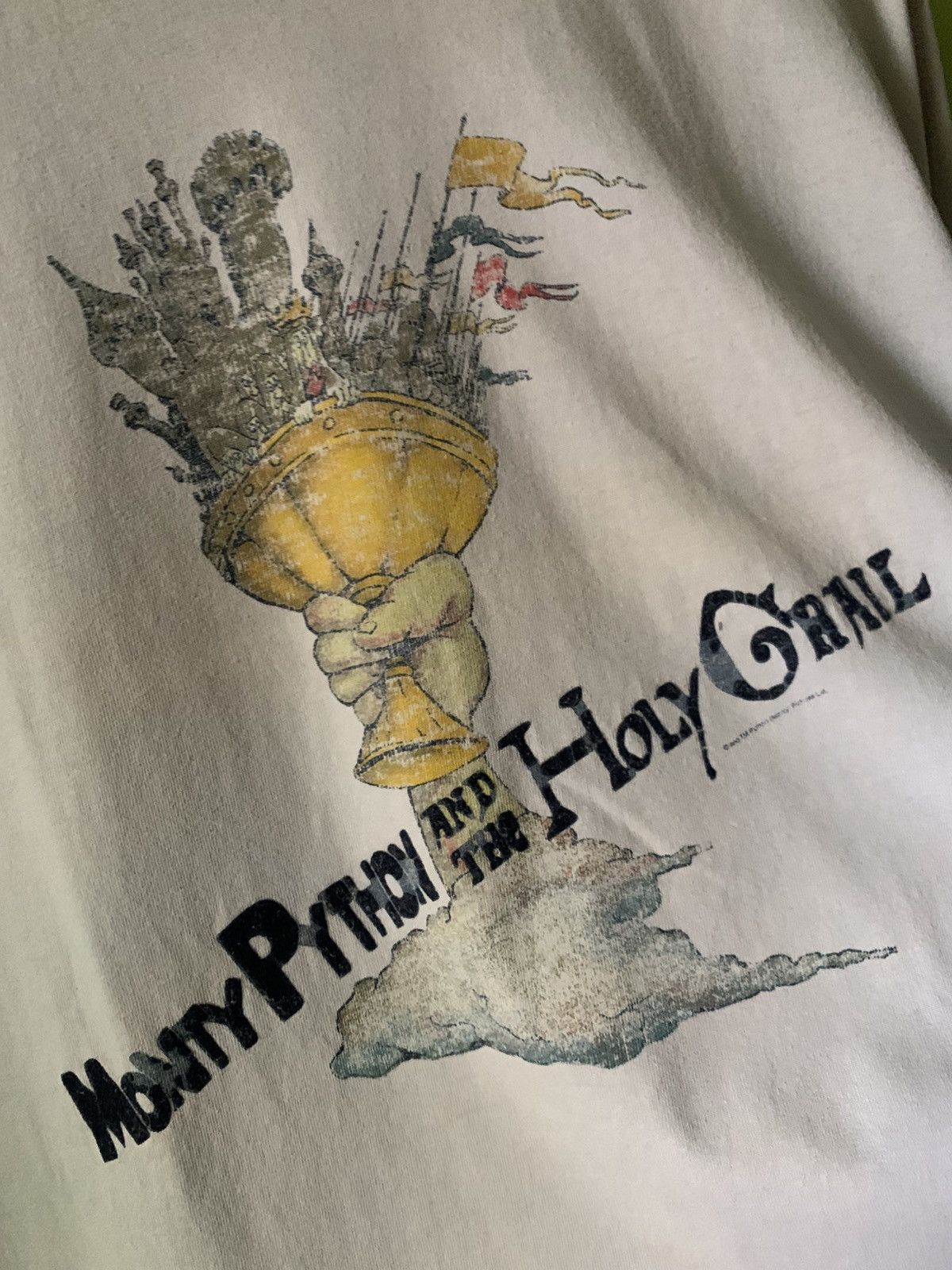 Other Rare Y2K Monty Python and the holy grail movie tee Size US XXL / EU 58 / 5 - 3 Thumbnail
