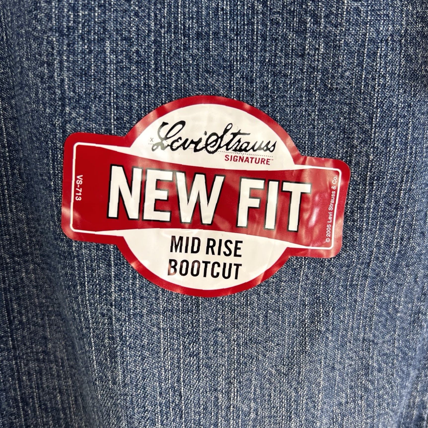 Levi's VINTAGE Levi's Signature Modern Boot Cut Jeans Women's 18 Blue Denim 40x32 NWT Size 40" / US 18 - 5 Thumbnail