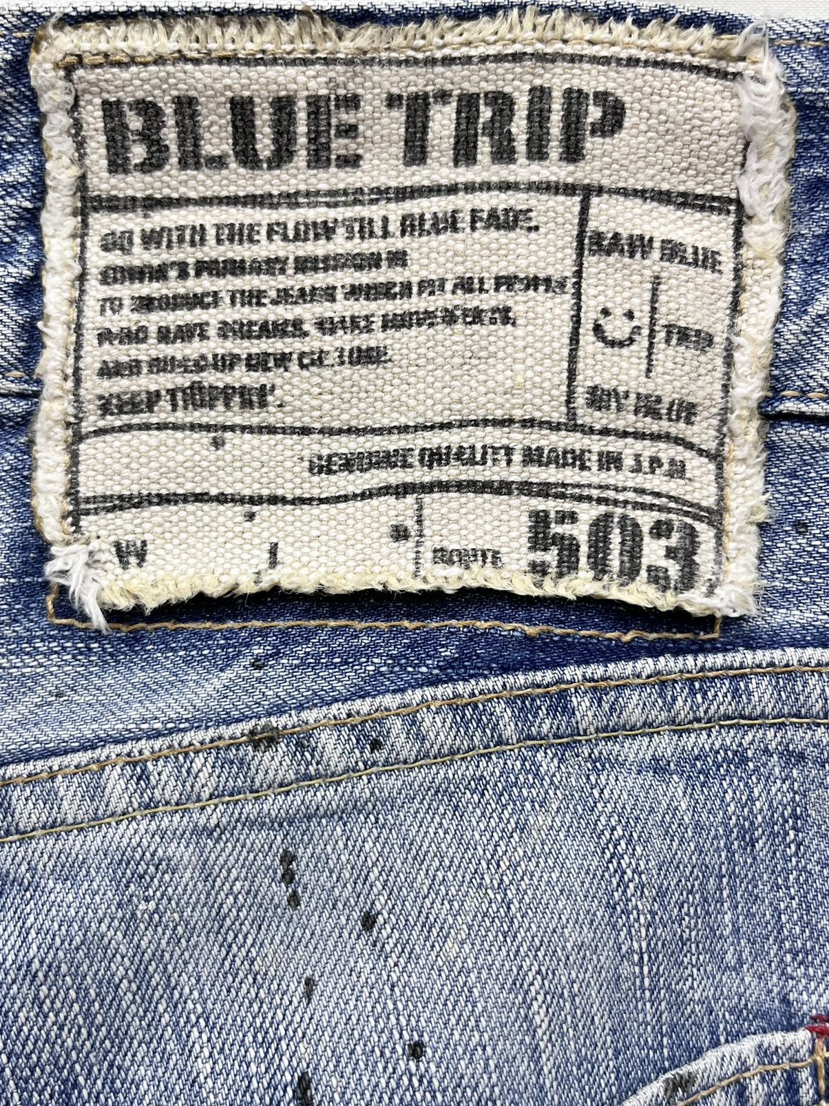 Edwin FYE RARE🔥EDWIN Thrashed Natural Ripped Light Wash FLARED🔥 Size US 34 / EU 50 - 11 Thumbnail