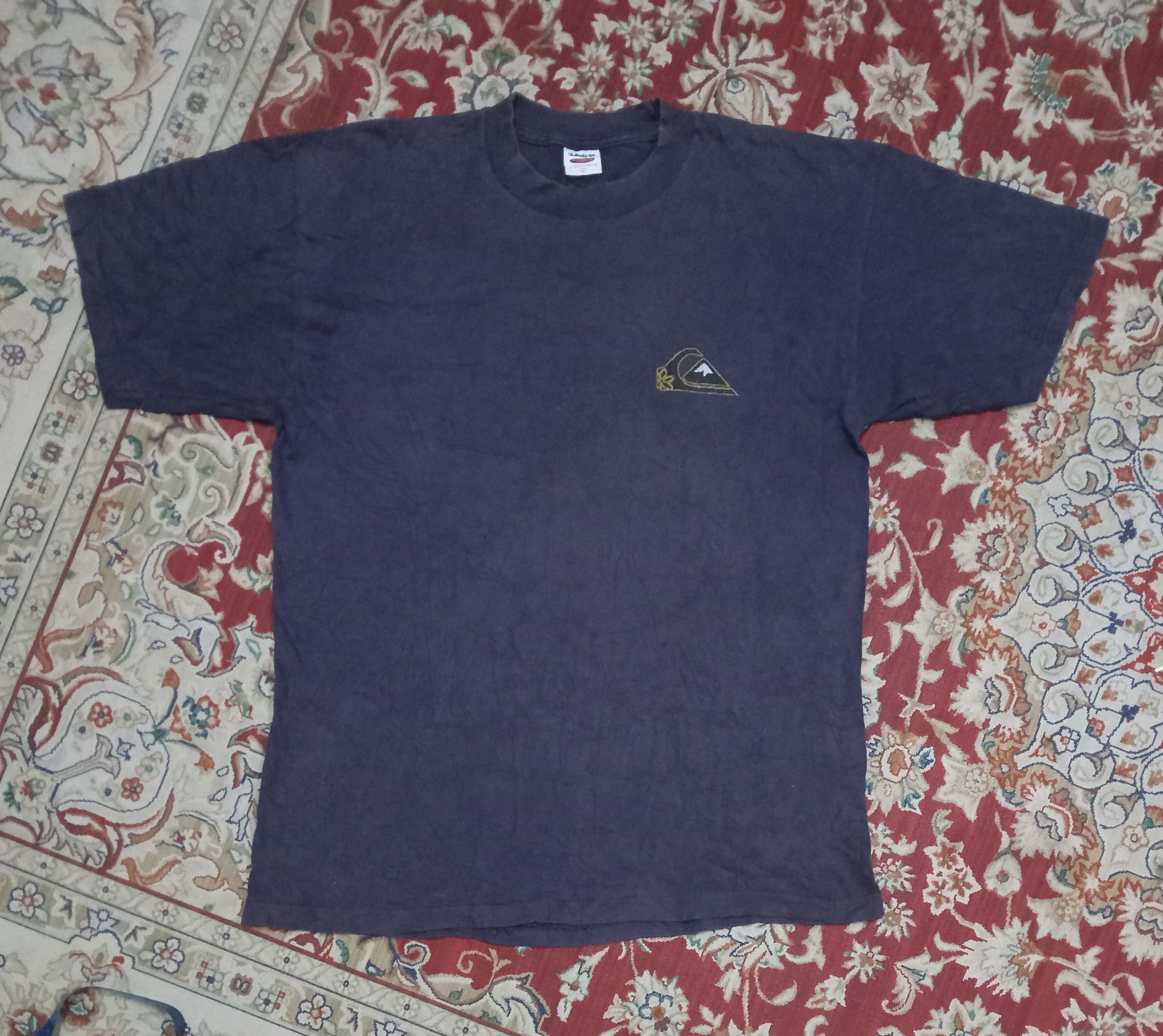 Quiksilver Vintage Quiksilver Eddie Would Go Very Rare T Shirt Size US L / EU 52-54 / 3 - 2 Thumbnail