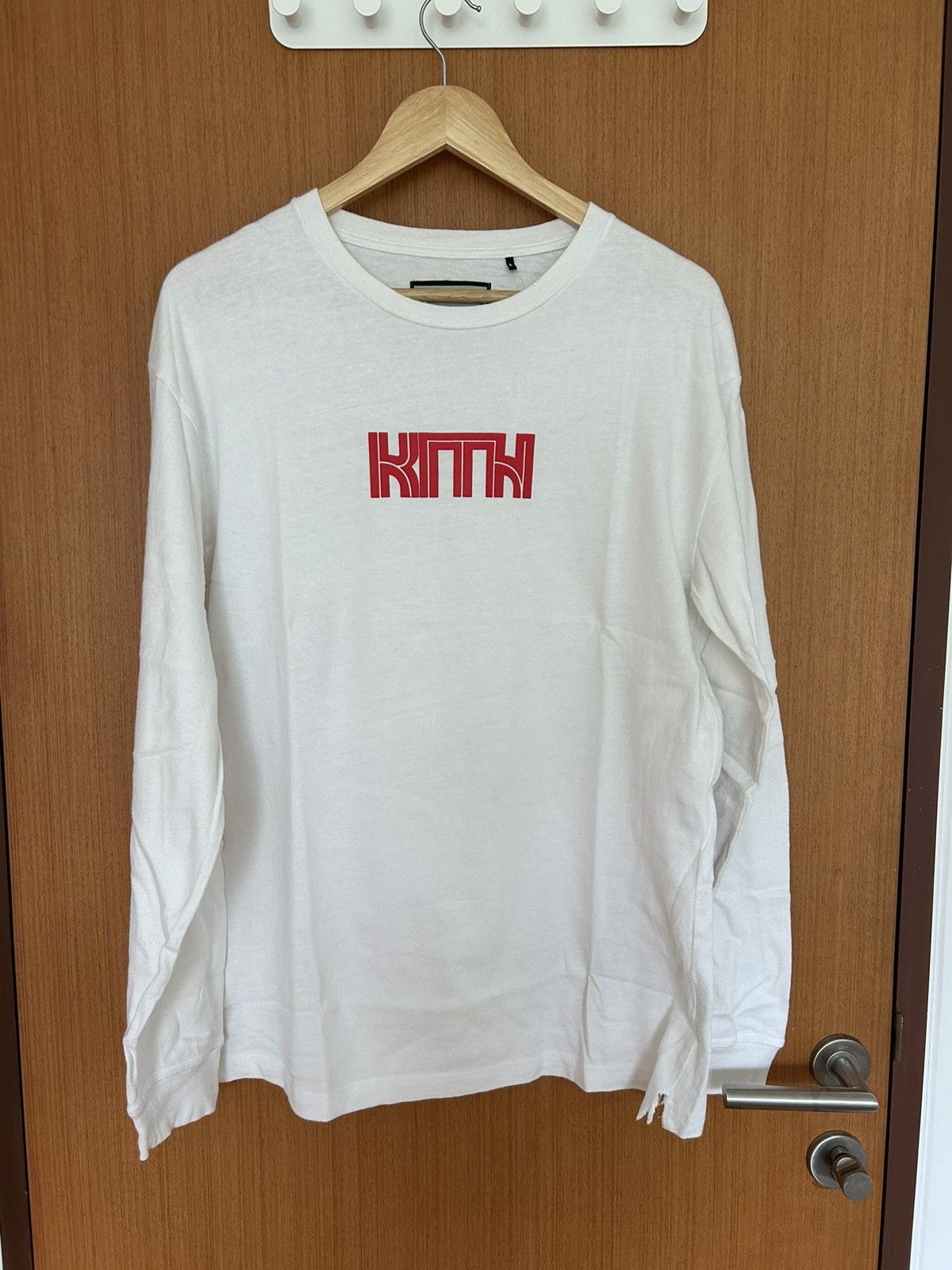 Kith Kith Community Sponsors L/S Tee Size US M / EU 48-50 / 2 - 1 Thumbnail