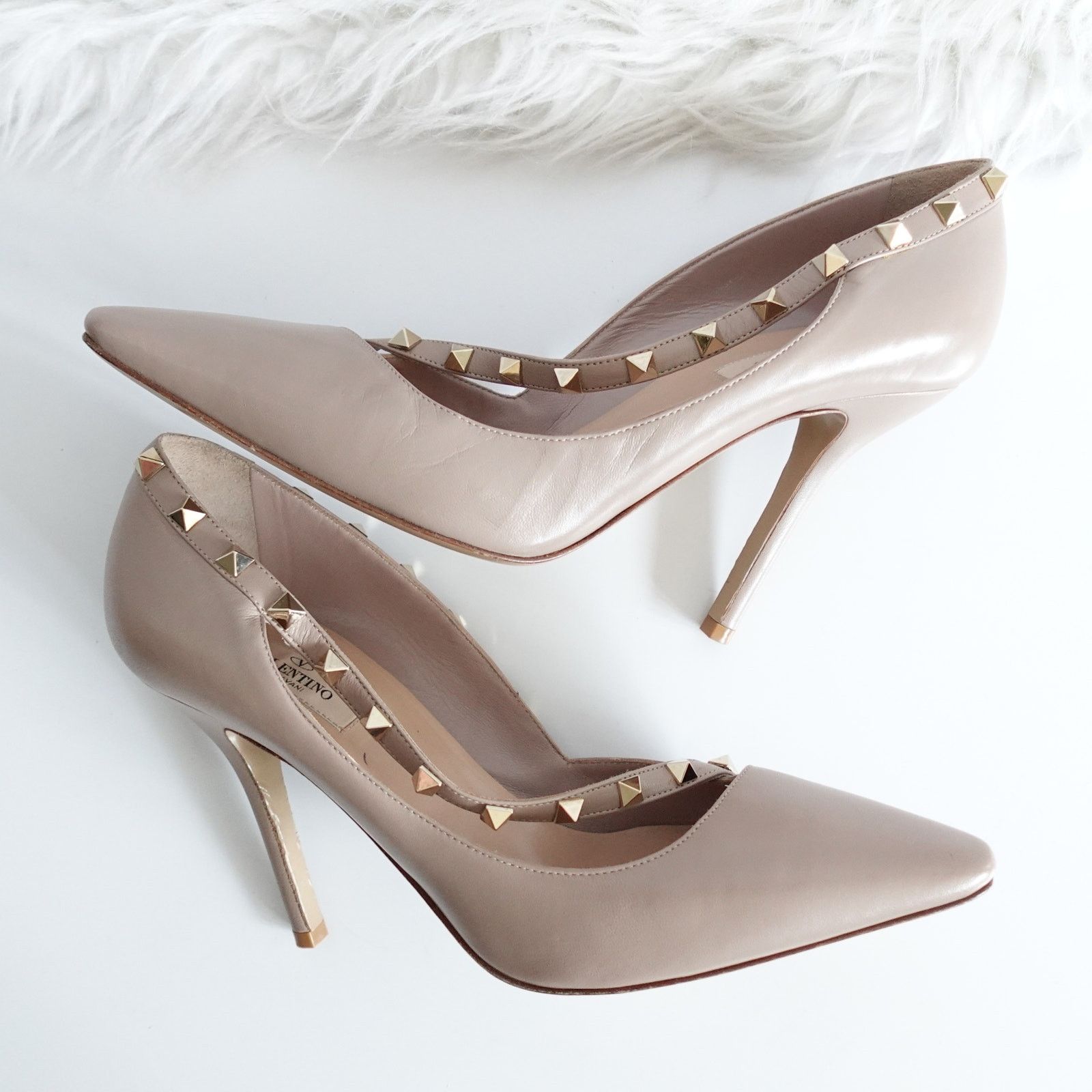 Valentino Valentino Beige Nude Nappa Gold Rockstud Cross Strap Pumps Size US 10 / IT 40 - 3 Thumbnail