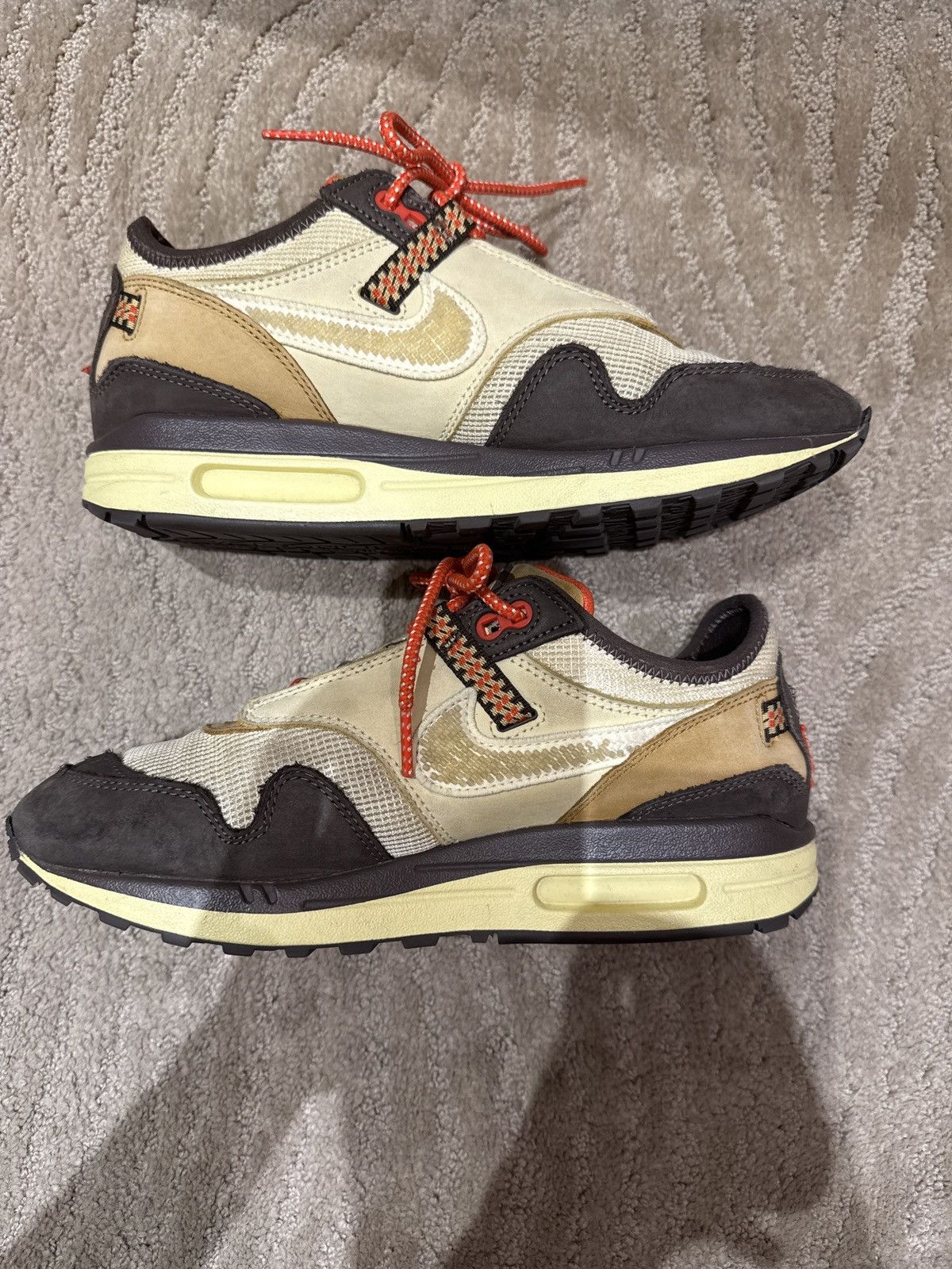 Nike × Travis Scott Travis Scott x Air Max 1 'Baroque Brown' Size US 8 / EU 41 - 3 Thumbnail