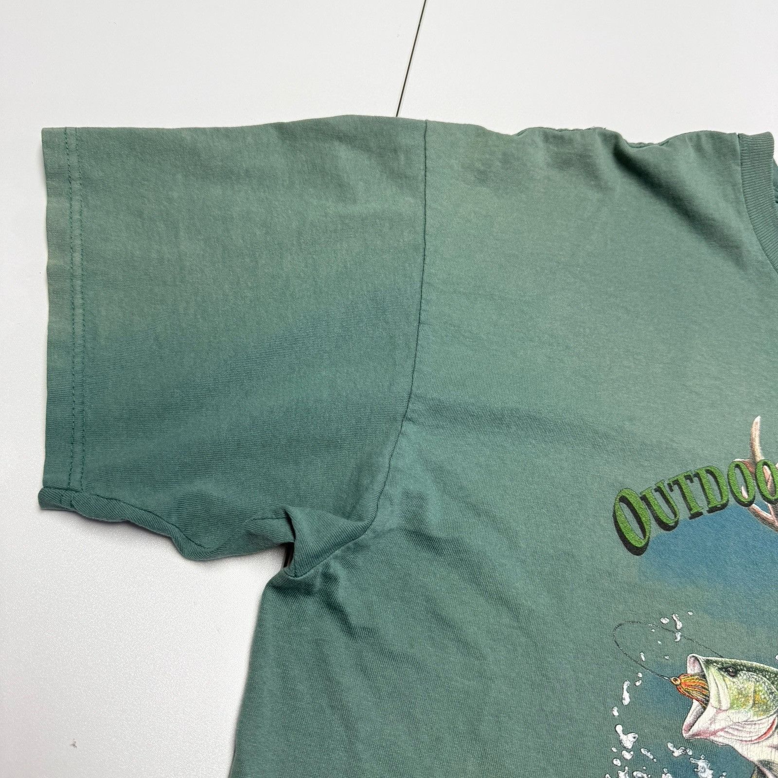 Vintage Vintage Outdoor Hunting & Fishing T Shirt Mens 2XL Green Pho Size US XXL / EU 58 / 5 - 6 Thumbnail