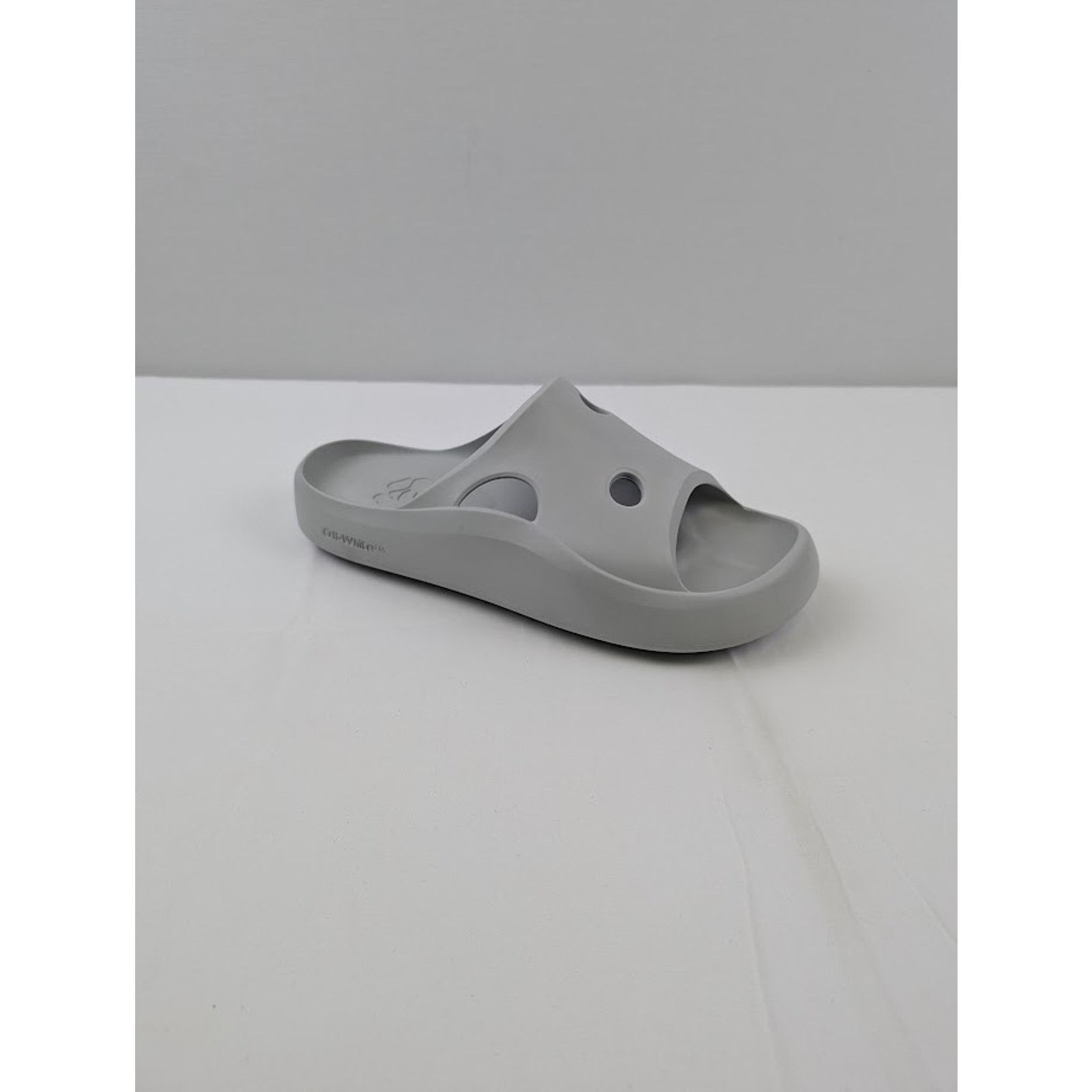 Off-White o1rshd1 Q: 3 / Meteor Padded Slider in Light Grey Size US 12 / EU 45 - 1 Thumbnail