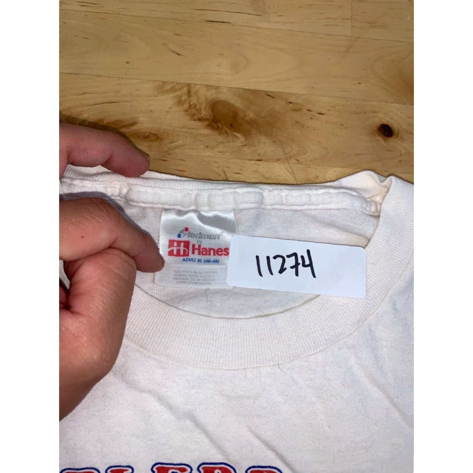 Budweiser VINTAGE Budweiser Shirt Mens XL White Crew Neck Beer Y2K Size US XL / EU 56 / 4 - 2 Thumbnail
