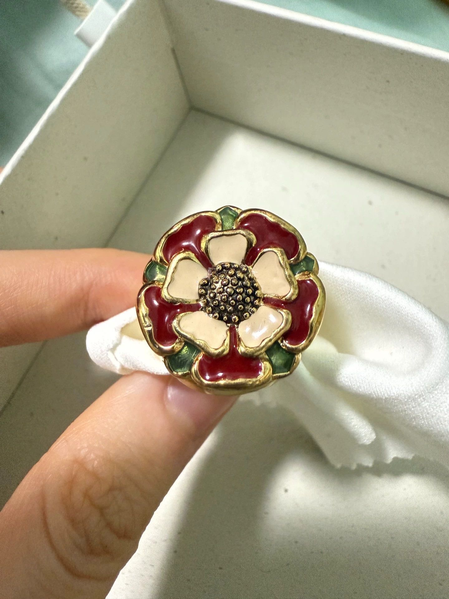 Cartier tudor rose ring in gold and 925 silver Size ONE SIZE - 1 Thumbnail