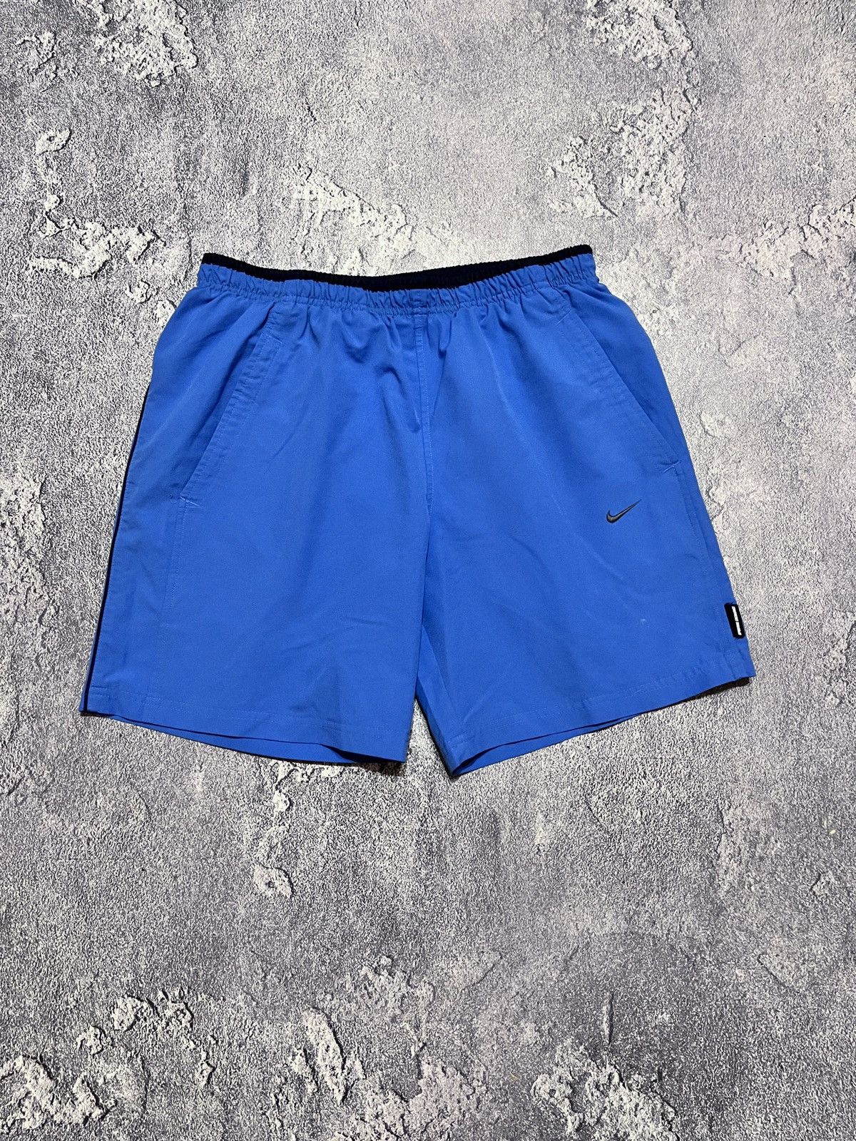 Nike × Vintage Vintage Nike Black Shorts Y2K Cargo Swoosh Drill Size US 33 - 3 Thumbnail