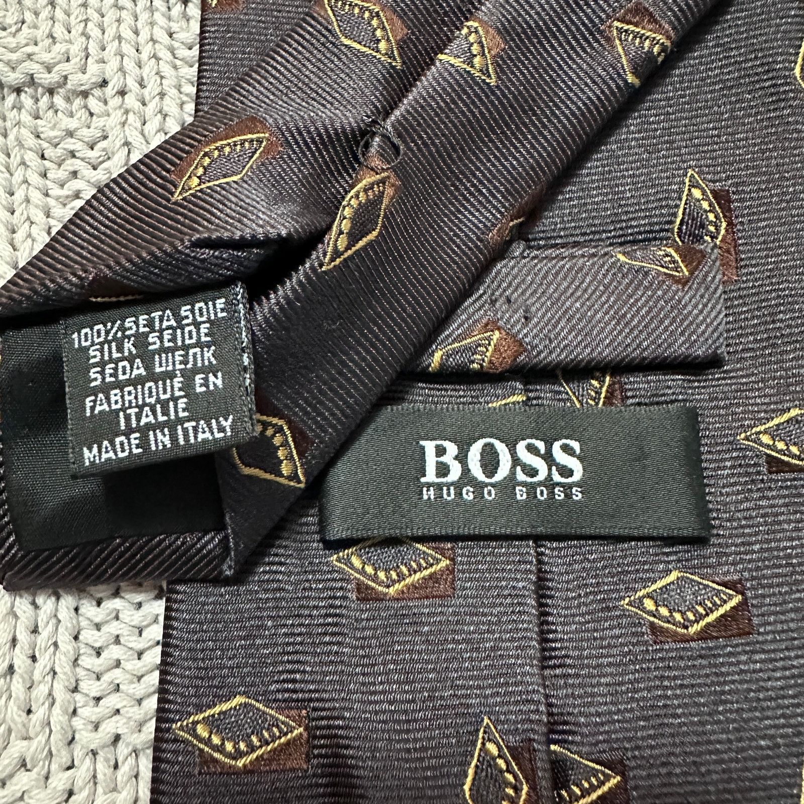 Hugo Boss Hugo Boss brown geometric diamond Italian silk tie Size ONE SIZE - 3 Thumbnail