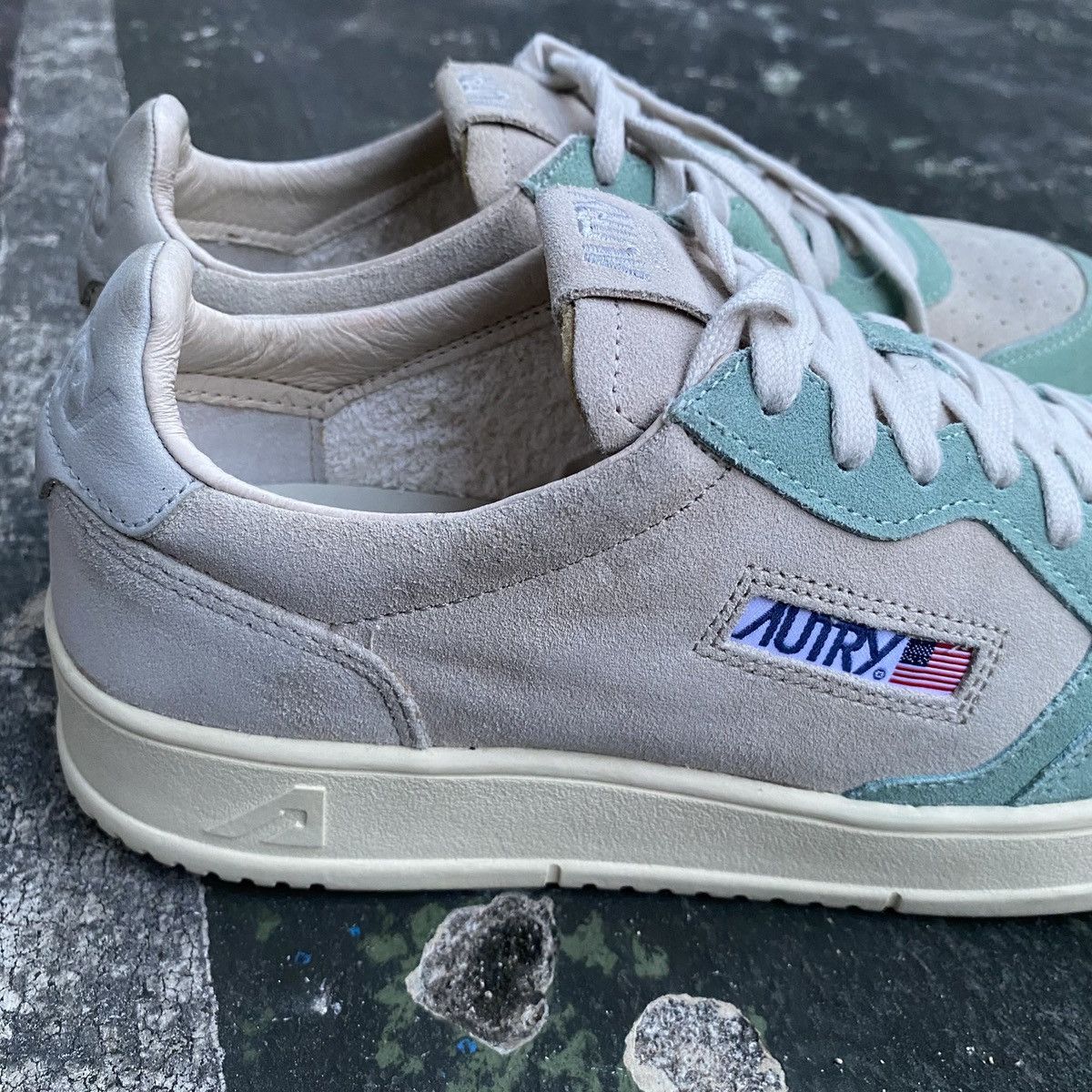 AUTRY AUTRY medalist low suede light blue Size US 10 / EU 43 - 5 Thumbnail