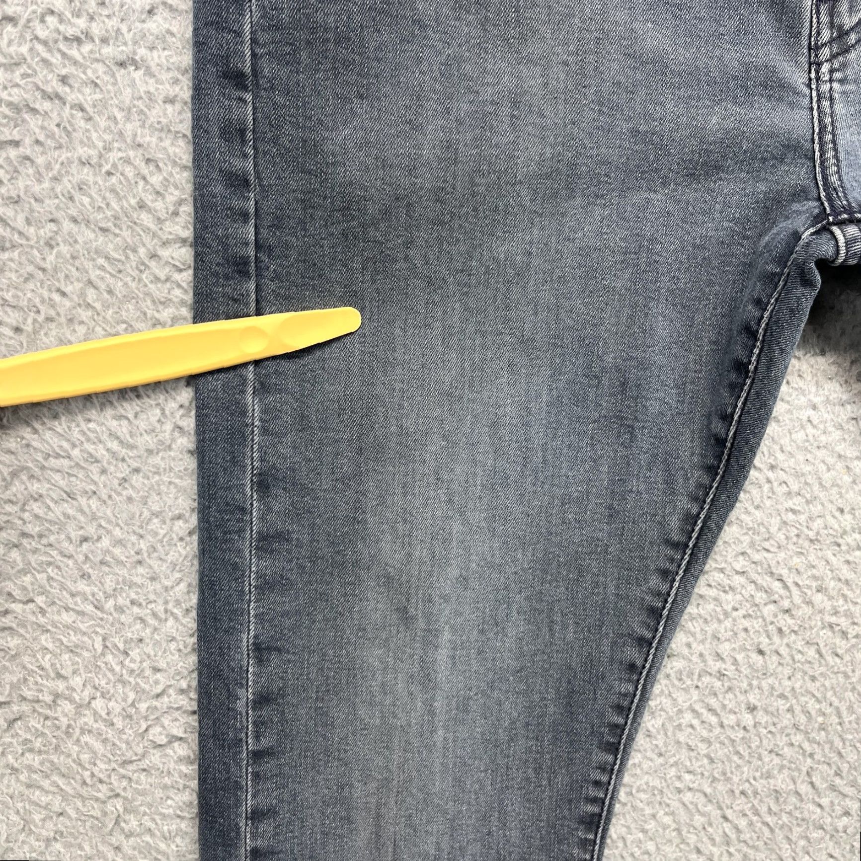 Levi's VINTAGE Levi's 510 Jeans Mens 36x32 Blue Medium Wash Slim Stretch Denim Size US 36 / EU 52 - 3 Thumbnail