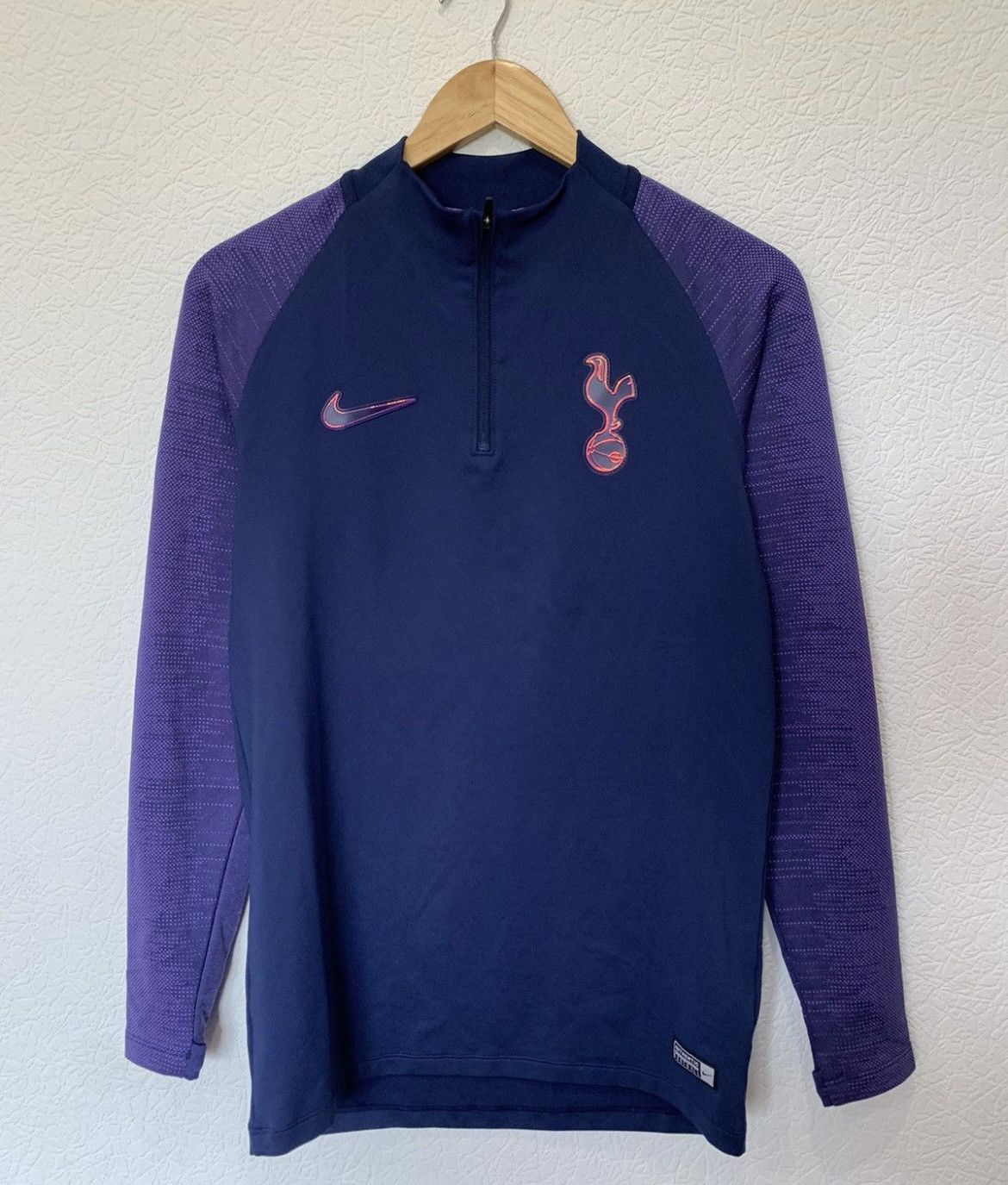 Nike TOTTENHAM NIKE ZIP TRAINING SWEATSHIRT Size US S / EU 44-46 / 1 - 1 Thumbnail