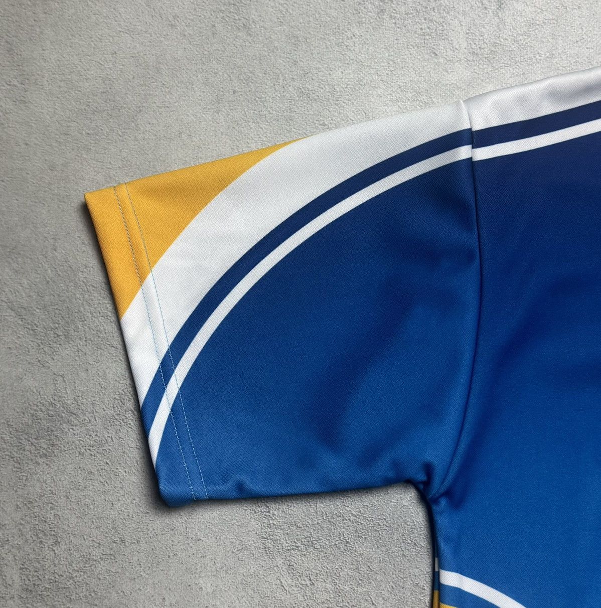 Reebok Gold Coast Titans NRL Rugby Shirt Jersey Reebok Size US XL / EU 56 / 4 - 6 Thumbnail