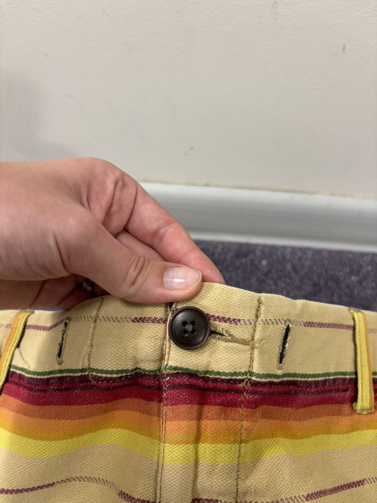 Japanese Brand Purple & Yellow Japanese Rare Multicolor Hype Shorts Size US 30 / EU 46 - 8 Thumbnail