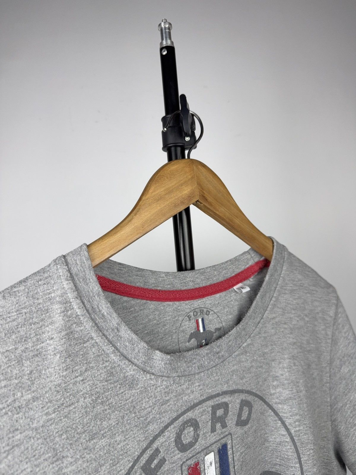 Ford Retro Ford Mustang Logo Tee Classic Pony Graphic Shirt M/L Size US M / EU 48-50 / 2 - 5 Thumbnail