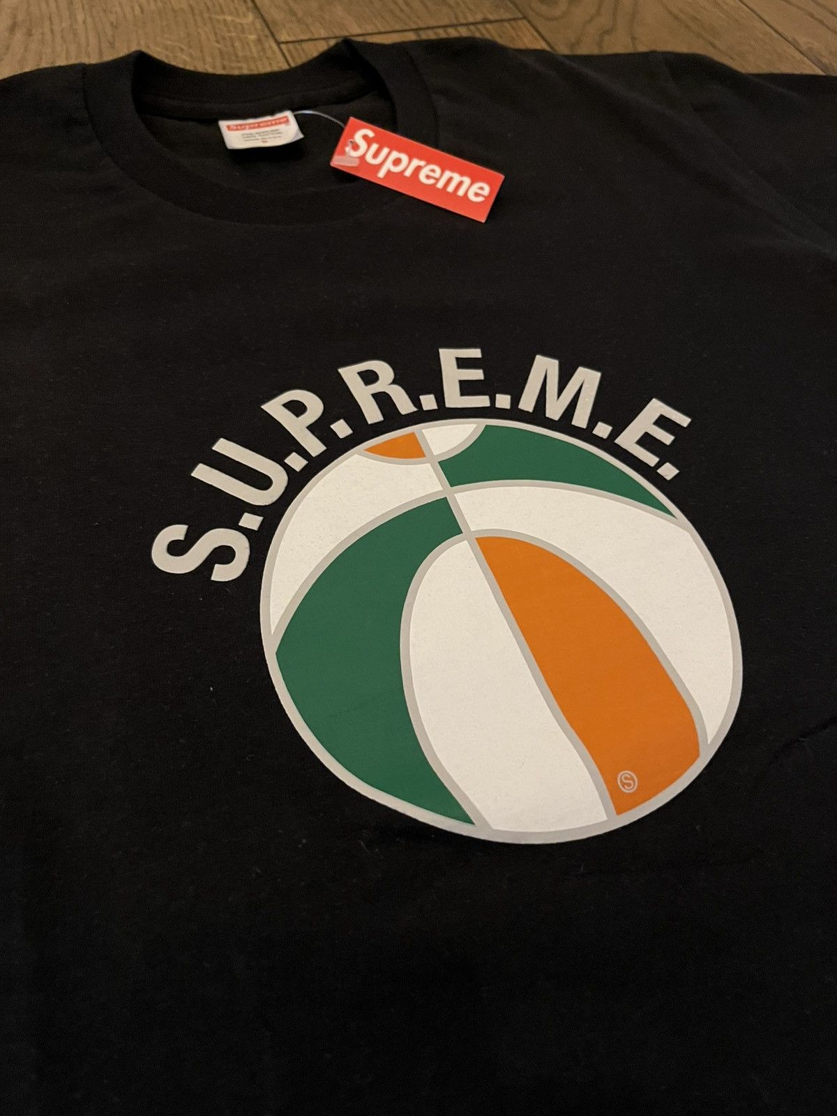 Supreme T-shirt Supreme League Tee Black Size US S / EU 44-46 / 1 - 2 Thumbnail