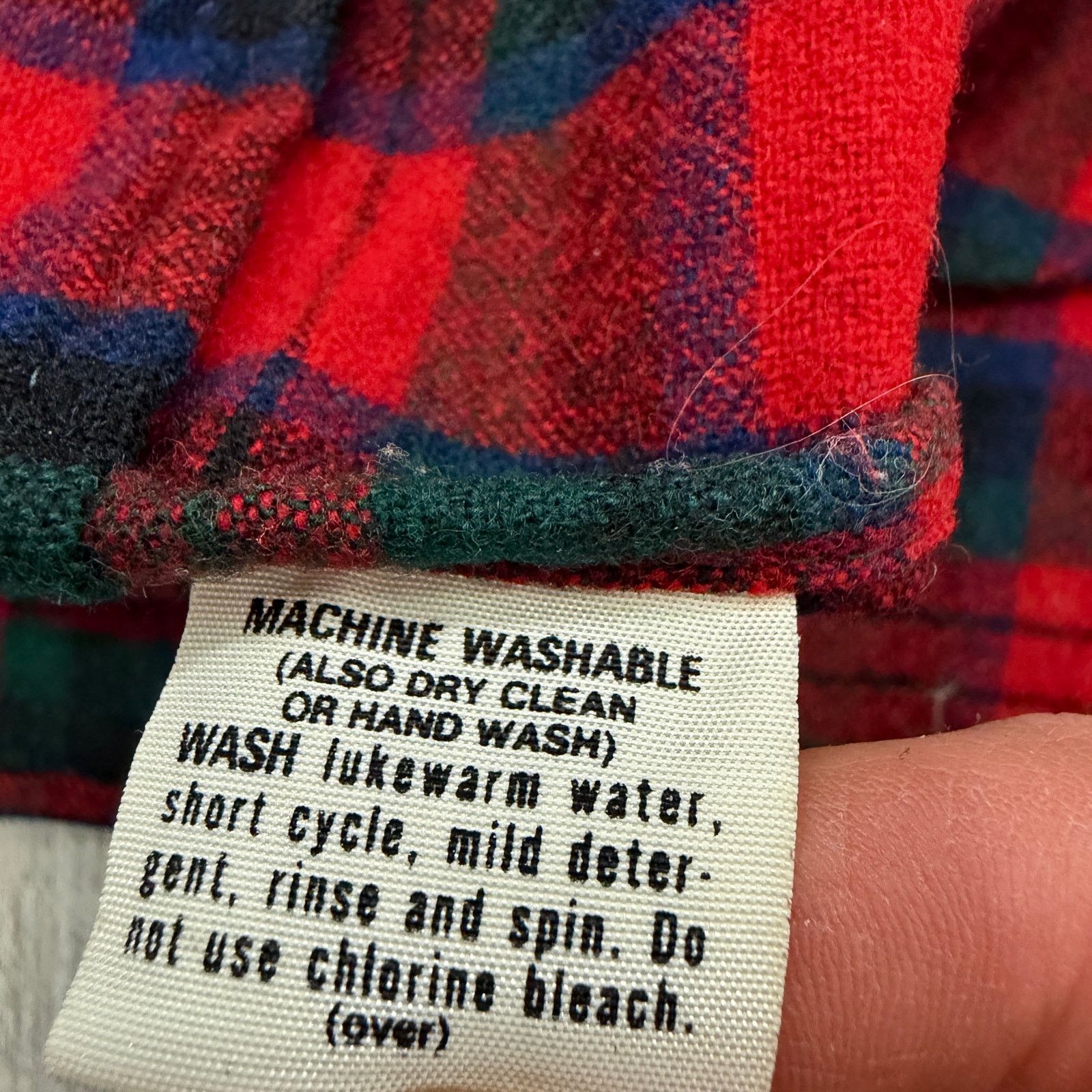 Pendleton Vintage Pendleton Wool Flannel Shirt Men's Large Red Tartan Size US L / EU 52-54 / 3 - 9 Thumbnail