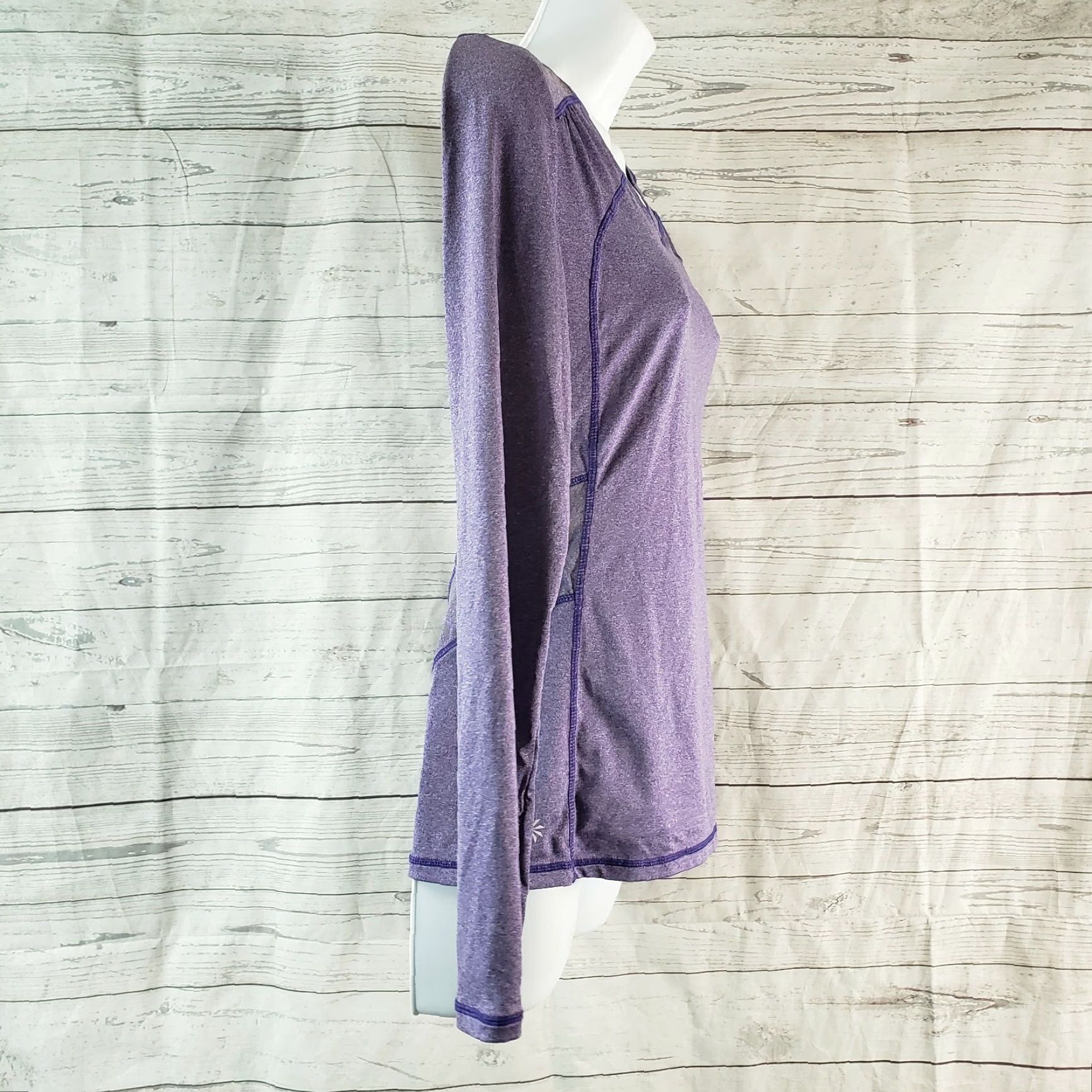 Athleta Athleta Womens Northern Lights Reflective Top XS Purple Gray Long Sleeve Shirt Size XS / US 0-2 / IT 36-38 - 3 Thumbnail