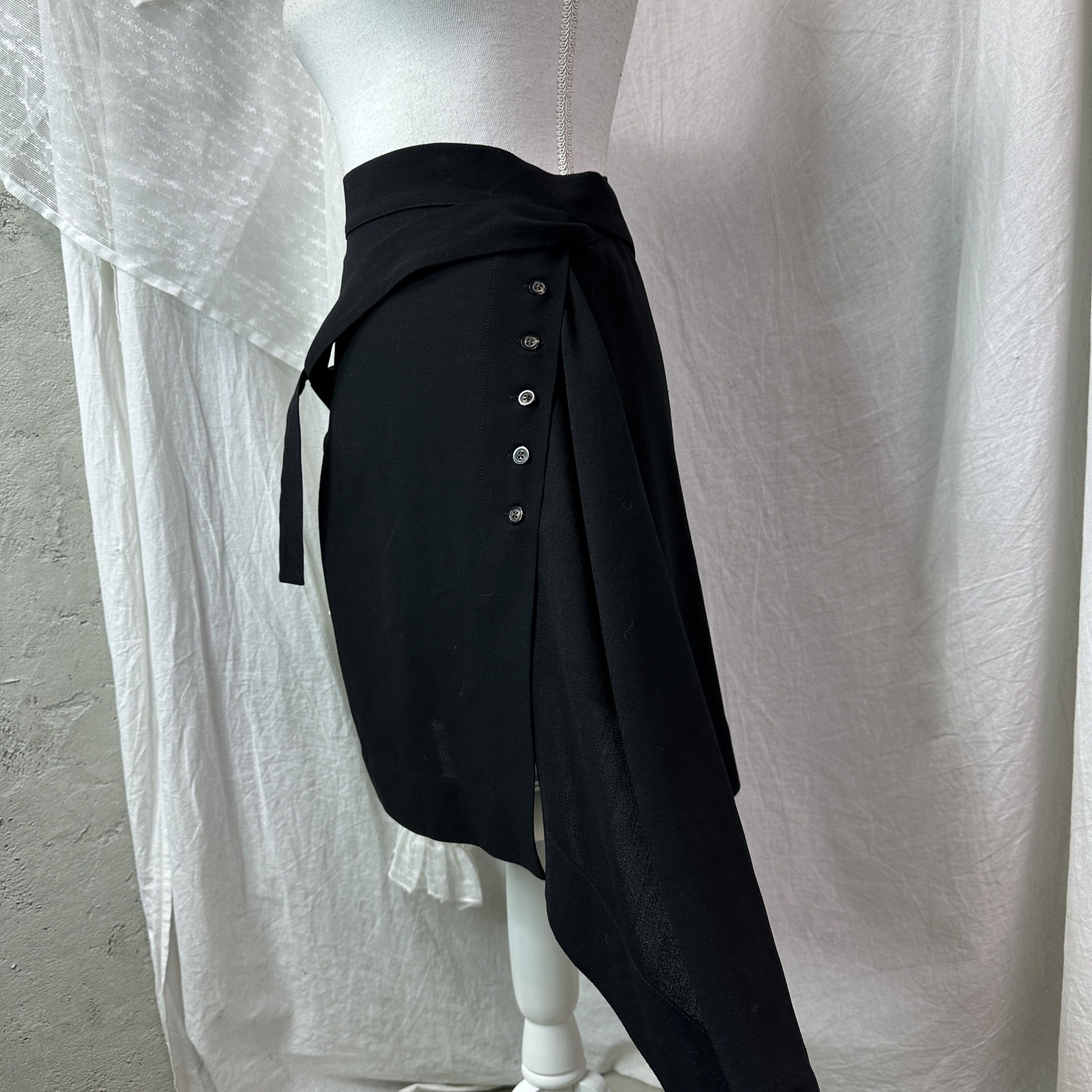 Rick Owens Vintage Grunge Assymetrical Rick Owens FW18 Sisyphus Top Y2K Size 25" / US 0 / IT 36 - 8 Thumbnail