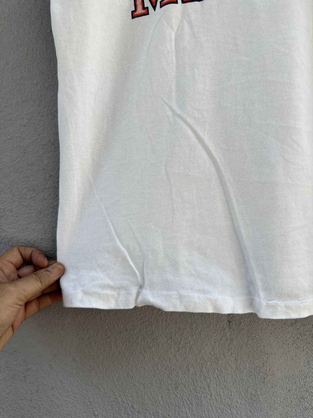 Champion Thrashed Vintage Champion Virginia Medicine Faded Tee Size US L / EU 52-54 / 3 - 6 Thumbnail