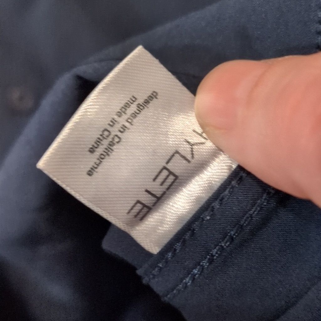 Other Hylete Navy Blue Long Sleeve Button Down Shirt Size XXL Size US XXL / EU 58 / 5 - 4 Thumbnail