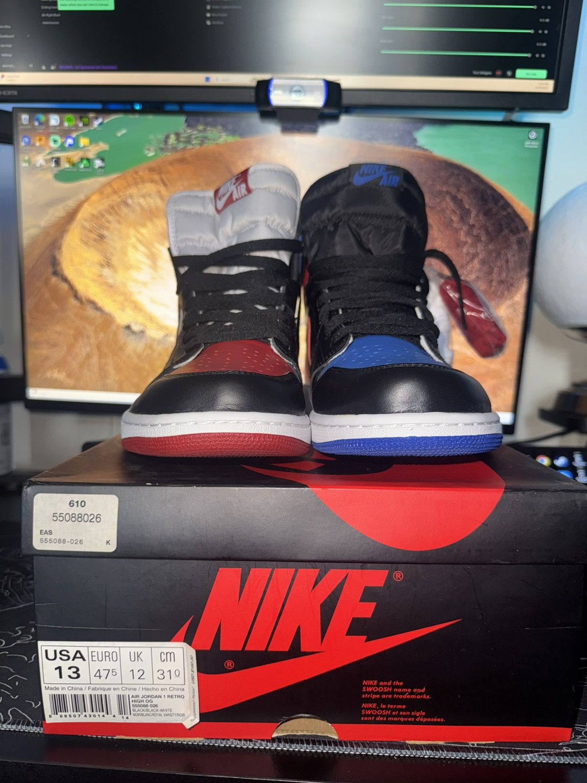 Jordan Brand Jordan 1 Top 3 Size US 13 / EU 46 - 1 Thumbnail