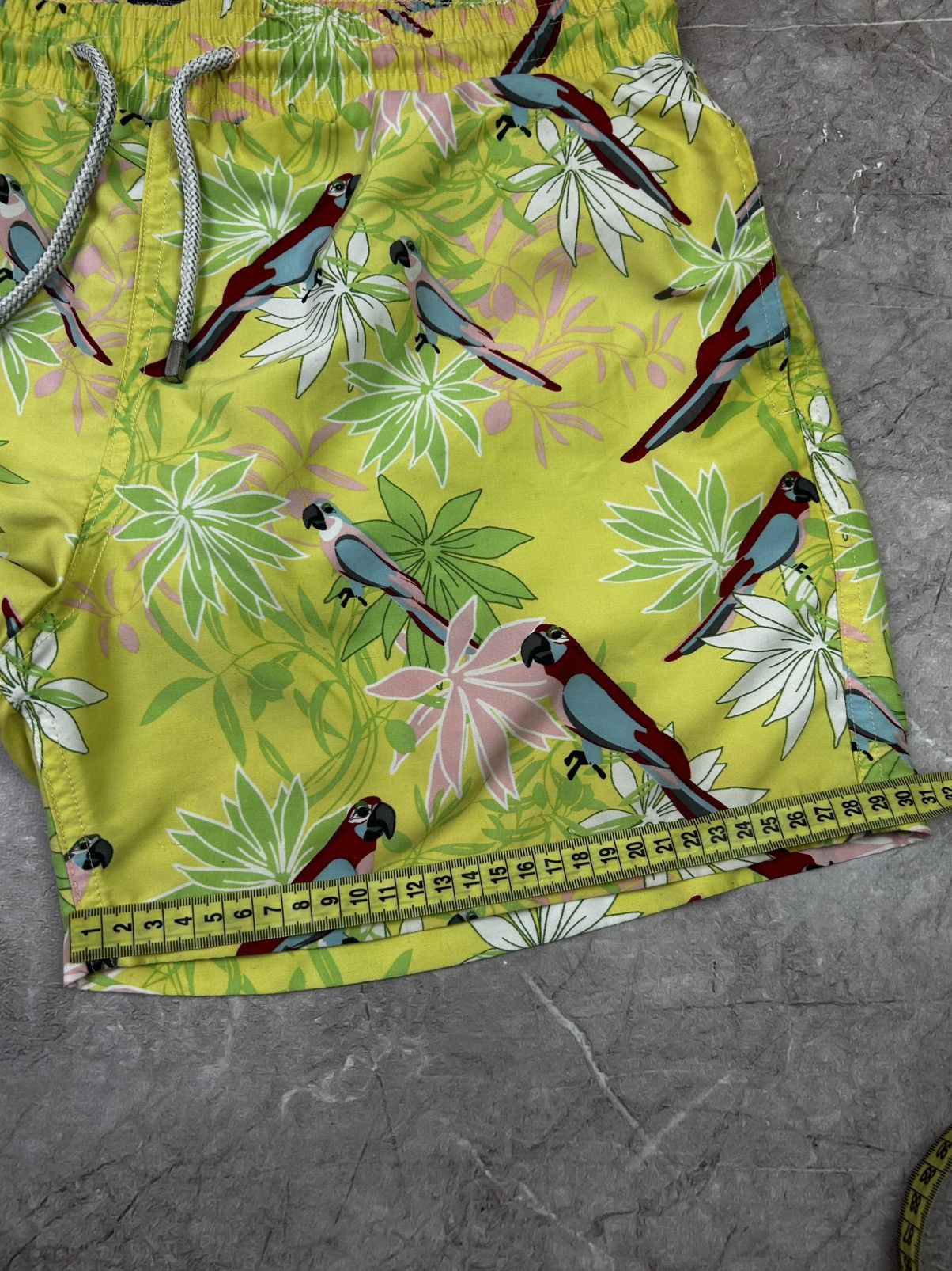 Vilebrequin Vilebrequin Men's Swim Parrot Shorts Size M Size US 32 / EU 48 - 8 Thumbnail