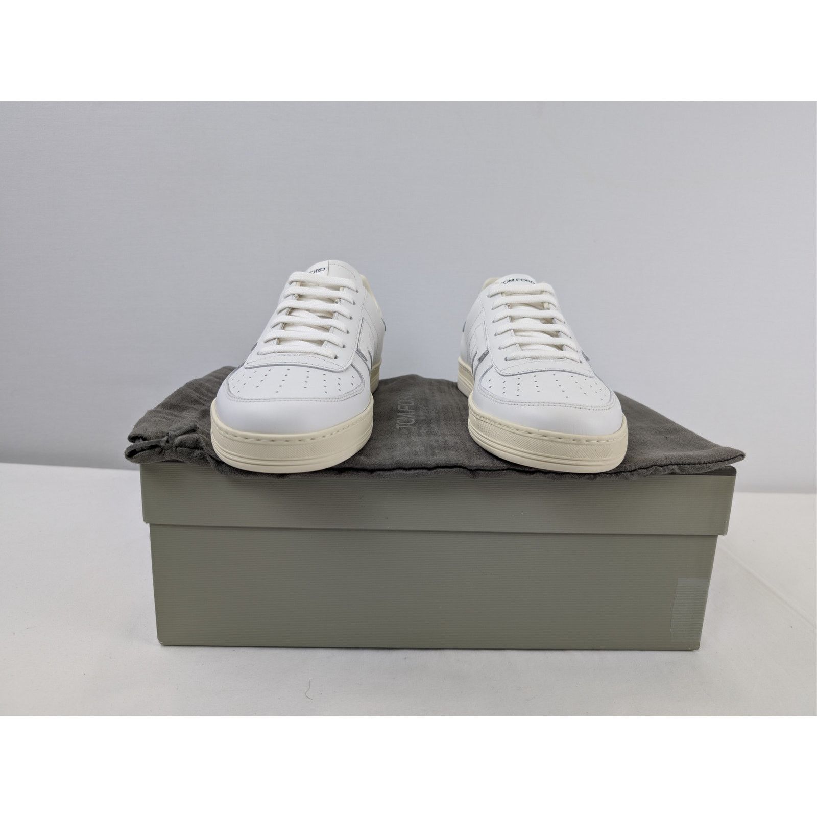 Tom Ford o1rshd1 Classic Radcliffe leather low-top sneaker in white Size US 8.5 / EU 41-42 - 17 Thumbnail
