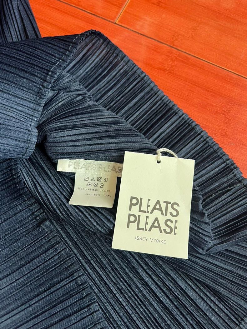 Issey Miyake Issey Miyake size:3 Navy blue pleated long sleeves Size XS / US 0-2 / IT 36-38 - 5 Thumbnail