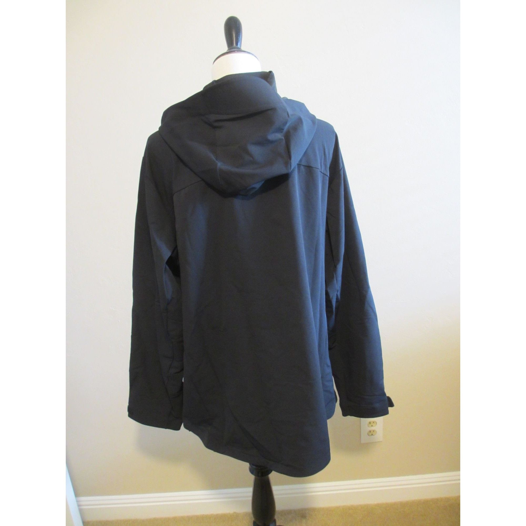 Kirkland Signature Kirkland Signature Mens XL Black Hooded Jacket With Full-Zip Size US XL / EU 56 / 4 - 5 Thumbnail