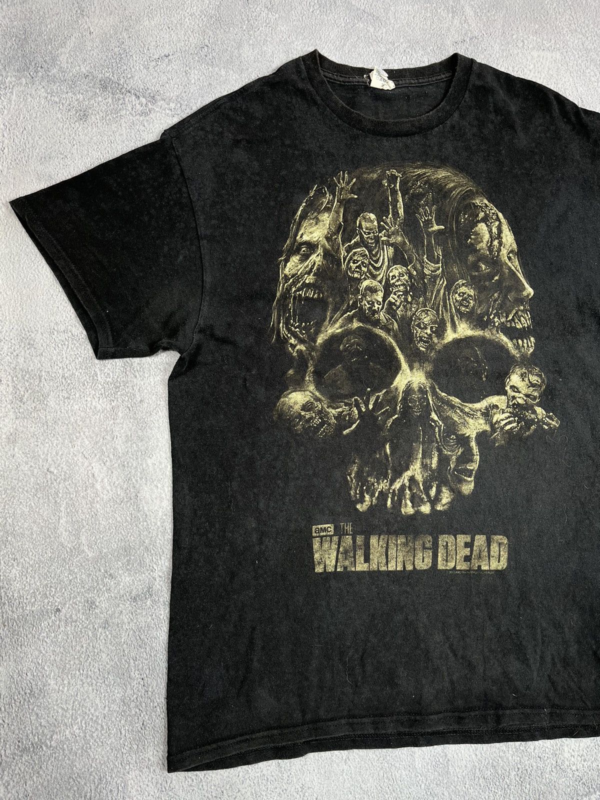 Other VintageY2KTheWalkingDead faded tee Big Logo streetwear L Size US L / EU 52-54 / 3 - 2 Thumbnail