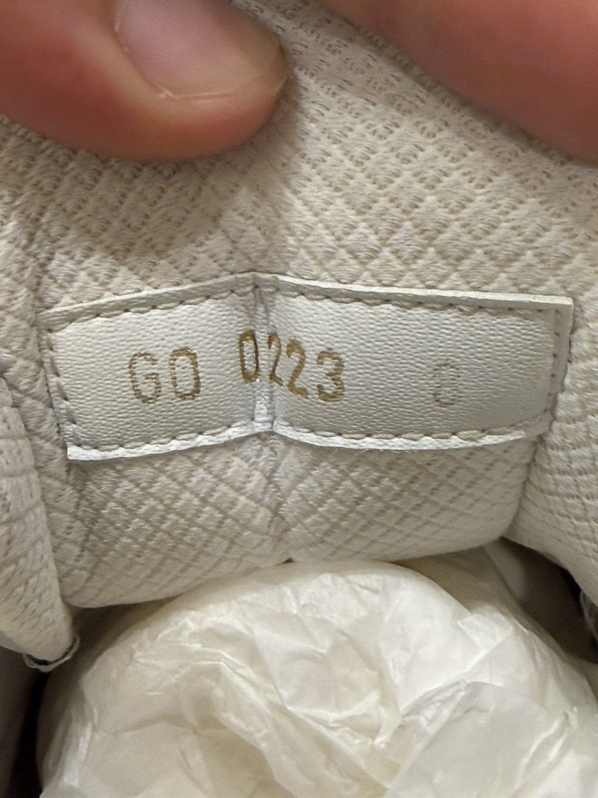 Louis Vuitton Louis Vuitton Runner Tatic Sneaker - White Size US 10 / EU 43 - 8 Thumbnail