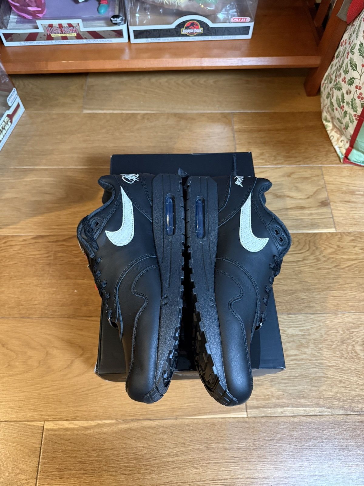 Nike × Supreme Supreme Nike Air Max 1 ‘87 SP “Black” Size US 10.5 / EU 43-44 - 7 Thumbnail