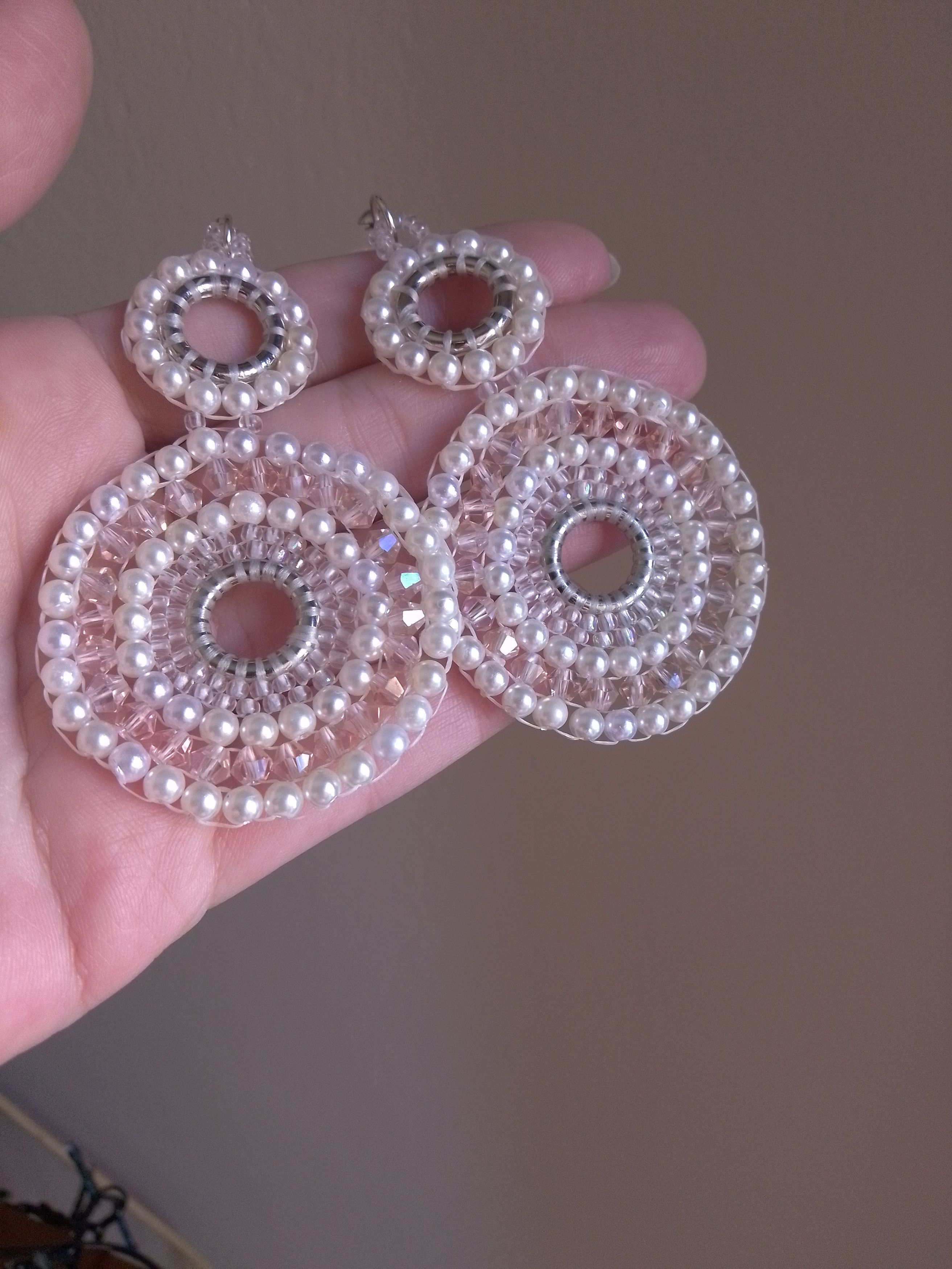 Handmade Earrings Circle Pearls Crystal Elegant White Party Wedding Size ONE SIZE - 5 Thumbnail