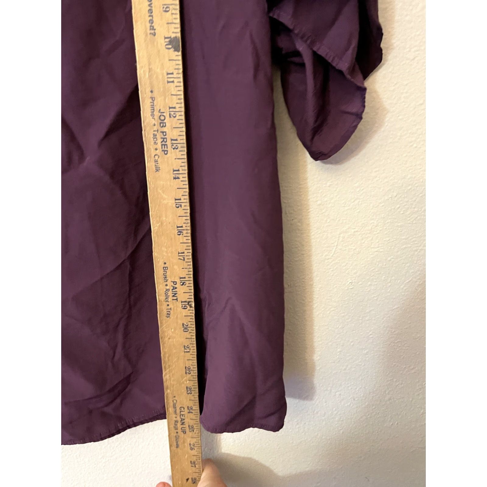 Loft LOFT Blouse Shirt Women’s Plum Purple Flutter Sleeve Tie Back Size PM Petite Two-Tone Floral Bow Workwear Modern Basic Womens Size M / US 6-8 / IT 42-44 - 5 Thumbnail