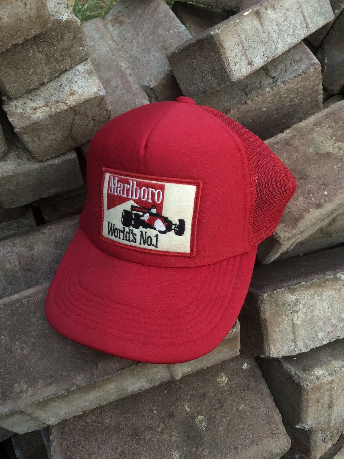 Marlboro 🔥RARE🔥 Vintage Marlboro Formula F1 Trucker Hat Size ONE SIZE - 1 Thumbnail