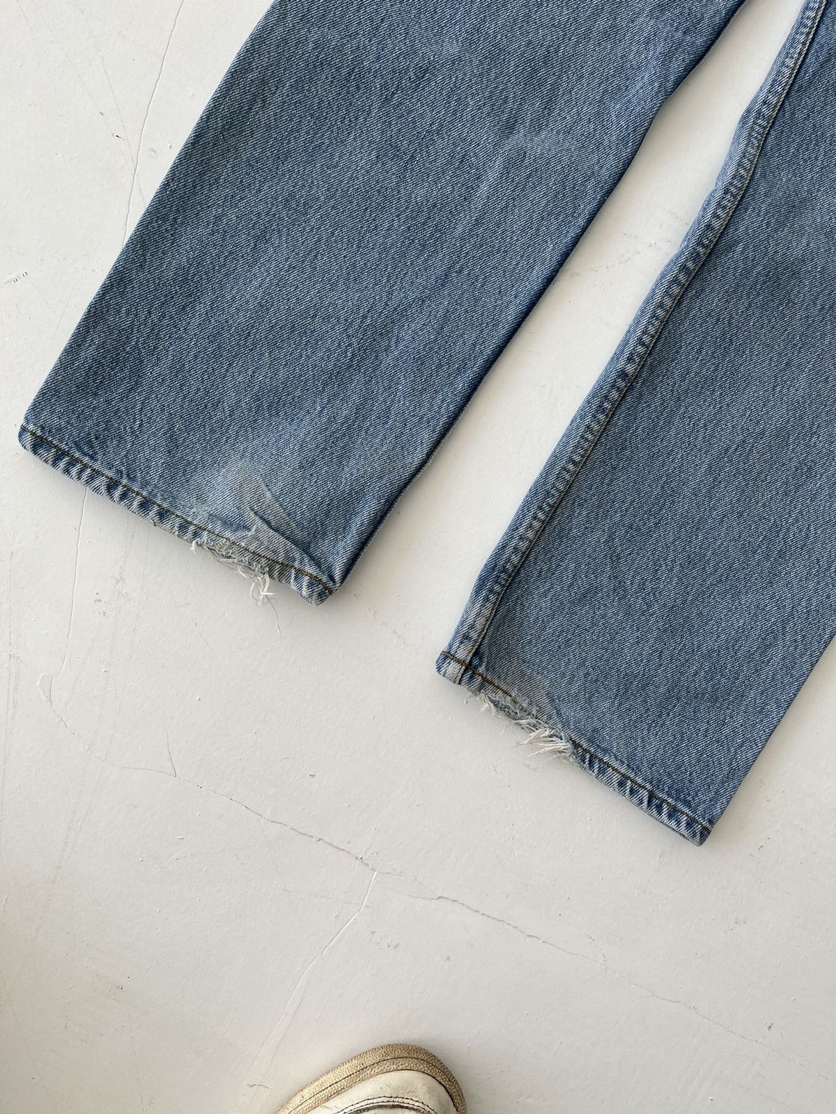 Levi's Vintage Levi’s 501 jeans classic fit stone washed wide leg Size US 32 / EU 48 - 6 Thumbnail