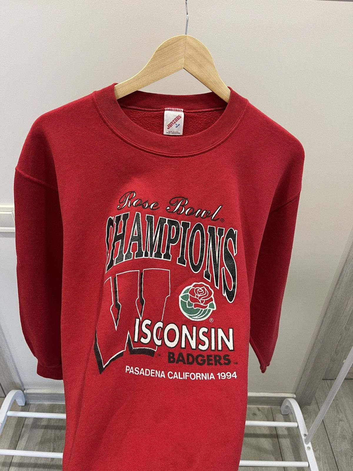 Vintage Vintage 1994 Rose Bowl Wisconsin Badgers Made in USA Size US L / EU 52-54 / 3 - 3 Thumbnail