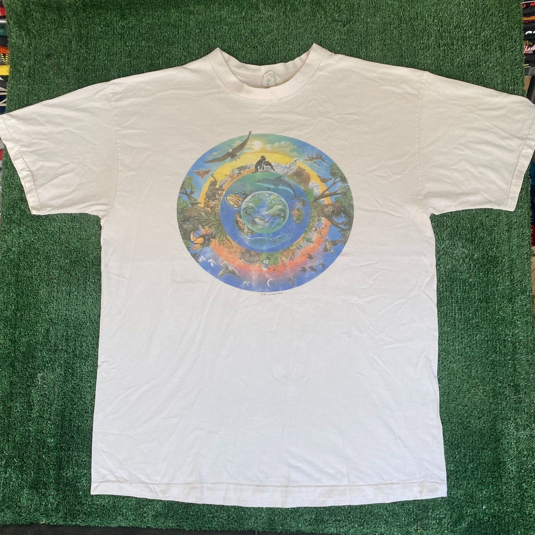 Vintage Vintage 90s Nature Animals Shirt Earth Circle of Life Tee Size US XL / EU 56 / 4 - 1 Thumbnail
