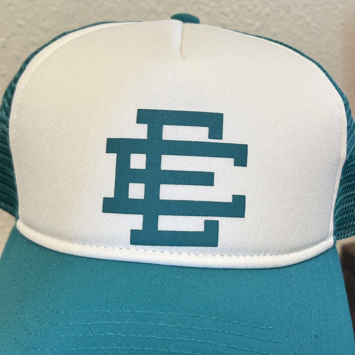 Eric Emanuel × New Era 2021 Eric Emanuel New Era Trucker Hat Size ONE SIZE - 2 Thumbnail