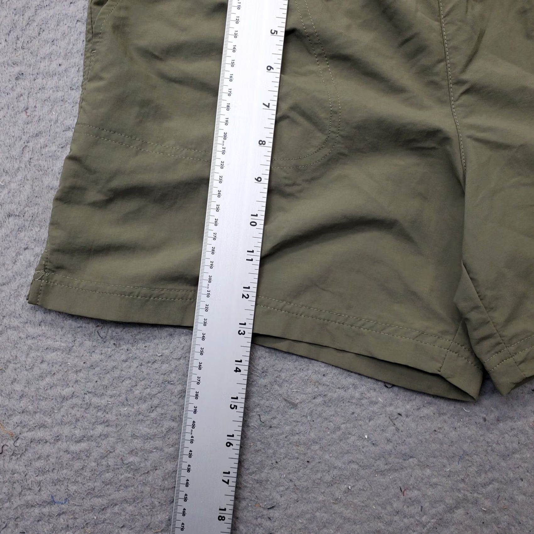 Vintage Columbia Womens Sandy River Shorts Bermuda M Green Omni Shield Elastic Waist Size 32" / US 10 / IT 46 - 3 Thumbnail
