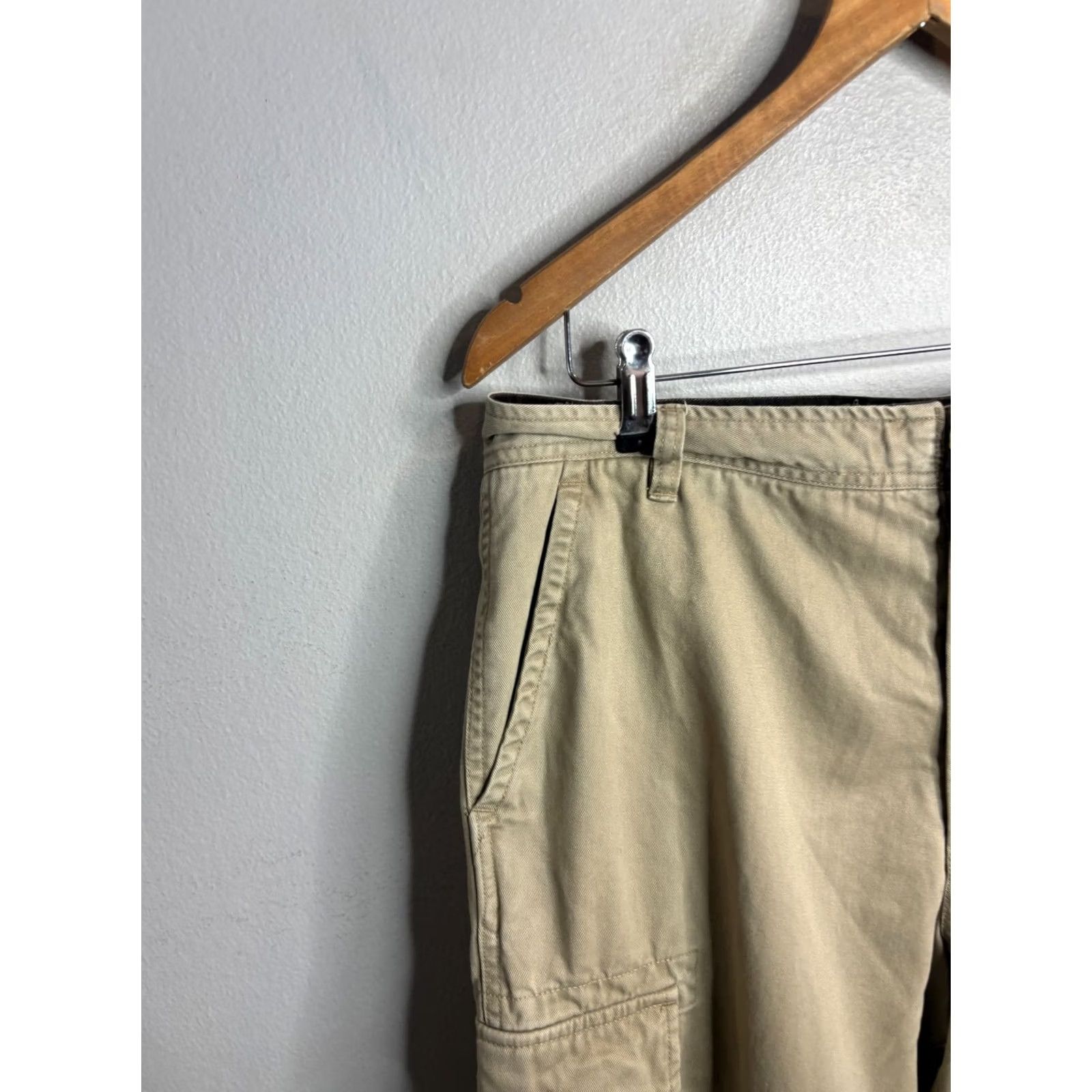 Nike Nike ACG Rip Stop Pants mens Beige 36x32 Pockets Nylon Cotton Ripstop Regular Straight Hiking Climbing Cargo Pockets 8/10 N/A Size US 36 / EU 52 - 2 Thumbnail