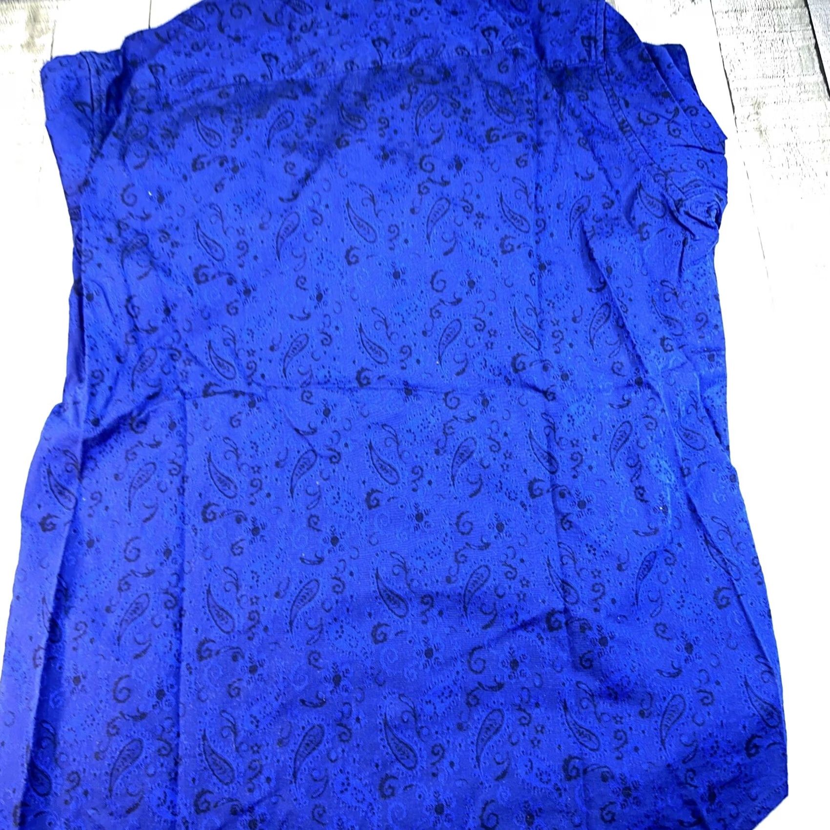 Robert Graham Robert Graham Shirt Men Small Button-Front Blue Geometric Paisley Flip Cuff Casual Short Sleeve? Size US S / EU 44-46 / 1 - 8 Thumbnail