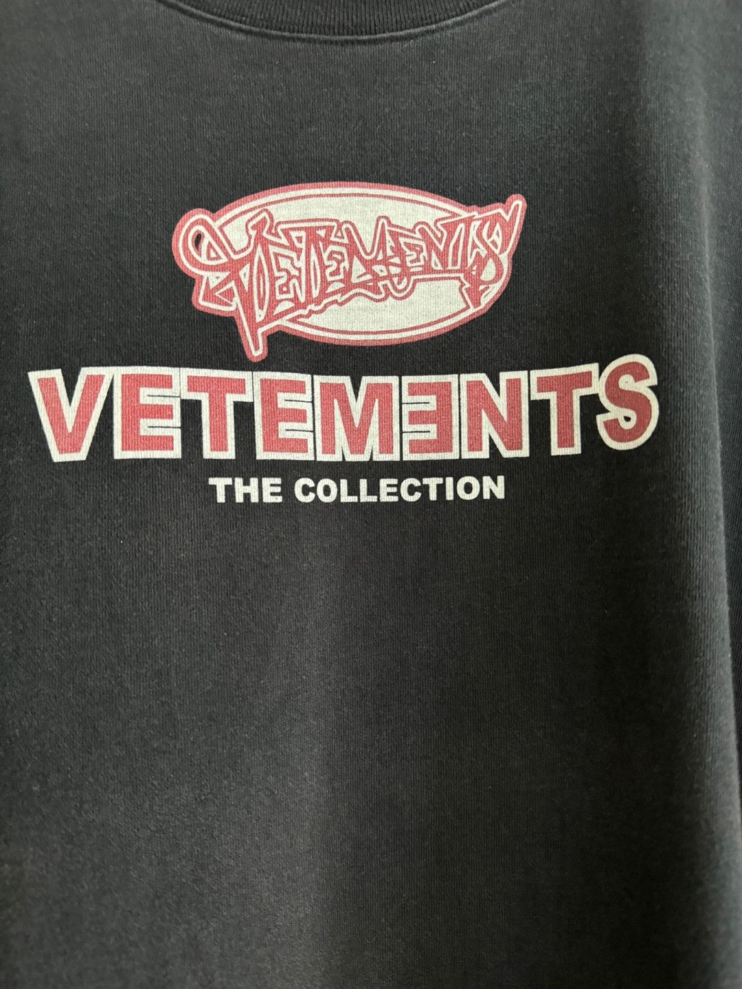 Vetements Vetements Black Printed Cotton Split Side Oversized T-Shirt Size US S / EU 44-46 / 1 - 2 Thumbnail