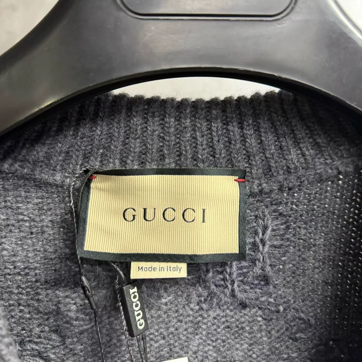 Gucci gucci gray floral pattern v-neck long sweater Size US XXL / EU 58 / 5 - 2 Thumbnail